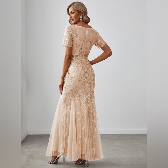 🆕 Floral Sequin Print Maxi Long Fishtail Formal Dresses With Half Sleeve - Picture 2 of 3